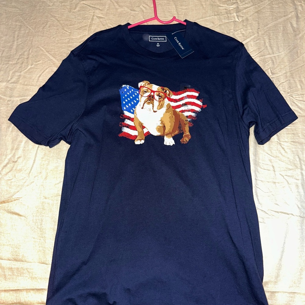 Men Club Room American Bulldog Graphic Tee (size M) (NEW)